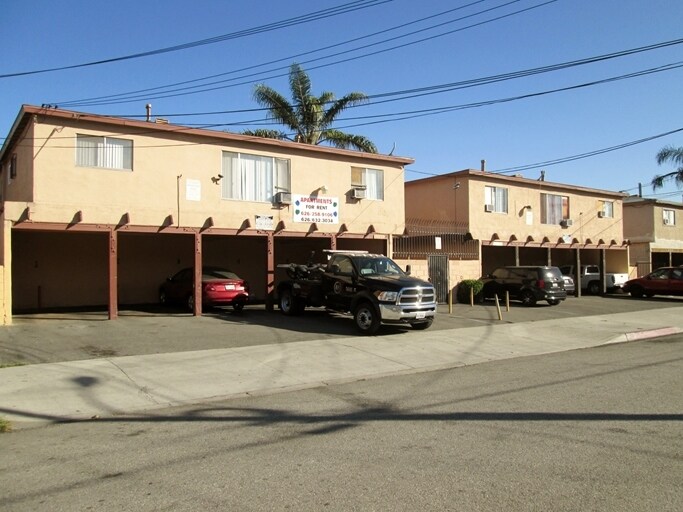 The Bonwood Apartments in El Monte, CA - Foto de edificio