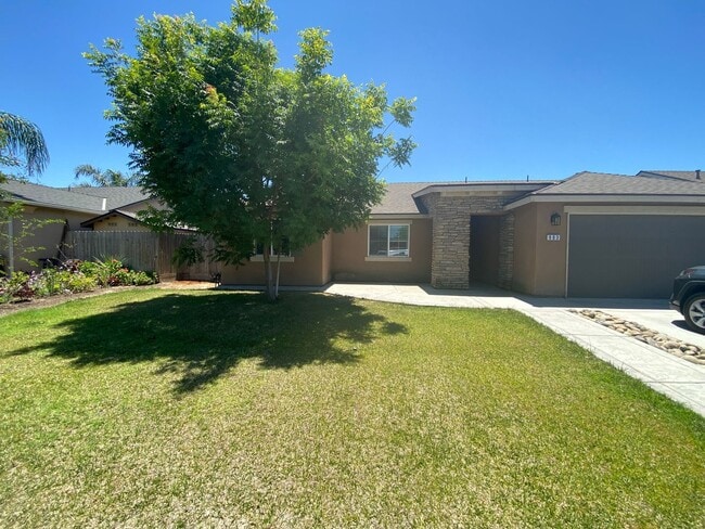 property at 903 Millerton St
