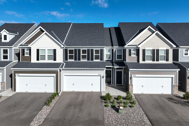 Windrose in Maple Grove, MN - Foto de edificio - Building Photo