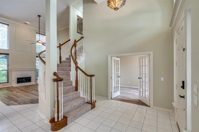 property at 2212 Grinelle Dr