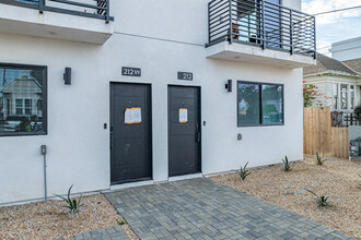 212 E 29th St in Los Angeles, CA - Building Photo - Building Photo