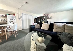 10 Vinal St, Unit 1 in Boston, MA - Building Photo - Building Photo