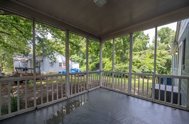 416 N Hardee St-Unit -L/S in Durham, NC - Building Photo - Building Photo