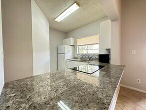840 Cypress Park Way in Pompano Beach, FL - Building Photo - Building Photo