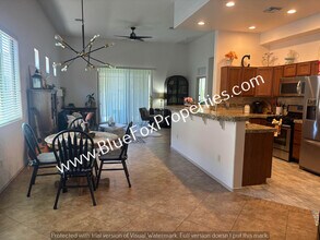 12785 N Seacliff Pl in Oro Valley, AZ - Building Photo - Building Photo
