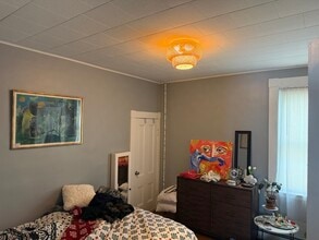 6 Berry St, Unit 1st Floor in Peabody, MA - Foto de edificio - Building Photo