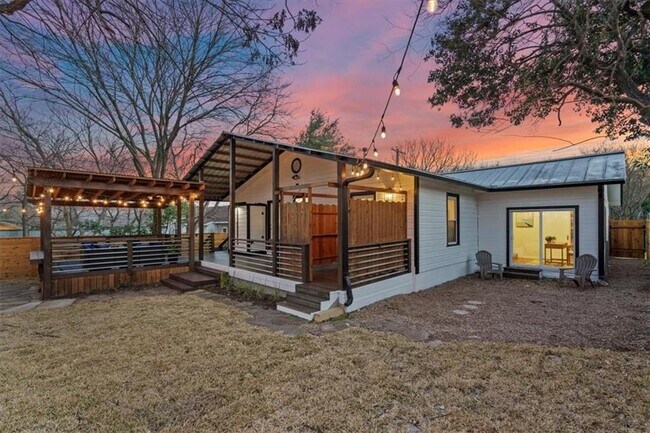property at 1904 Romeria Dr