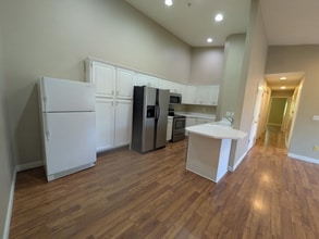 861 W Columbia Ln in Provo, UT - Building Photo - Building Photo
