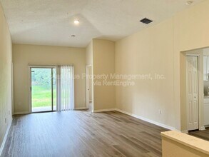 3006 Summer House Dr in Valrico, FL - Building Photo - Building Photo