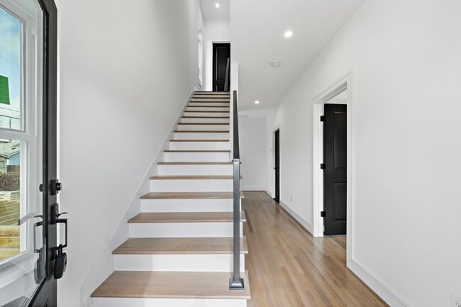 property at 1005 E 28th St