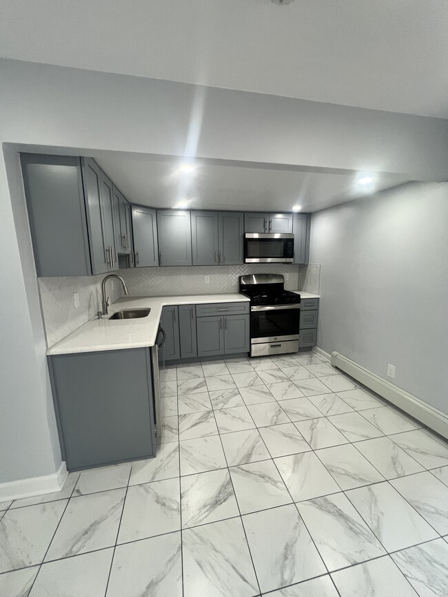 574A 62nd St, Unit 3