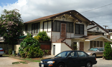 840 Wiliwili St in Honolulu, HI - Building Photo - Building Photo