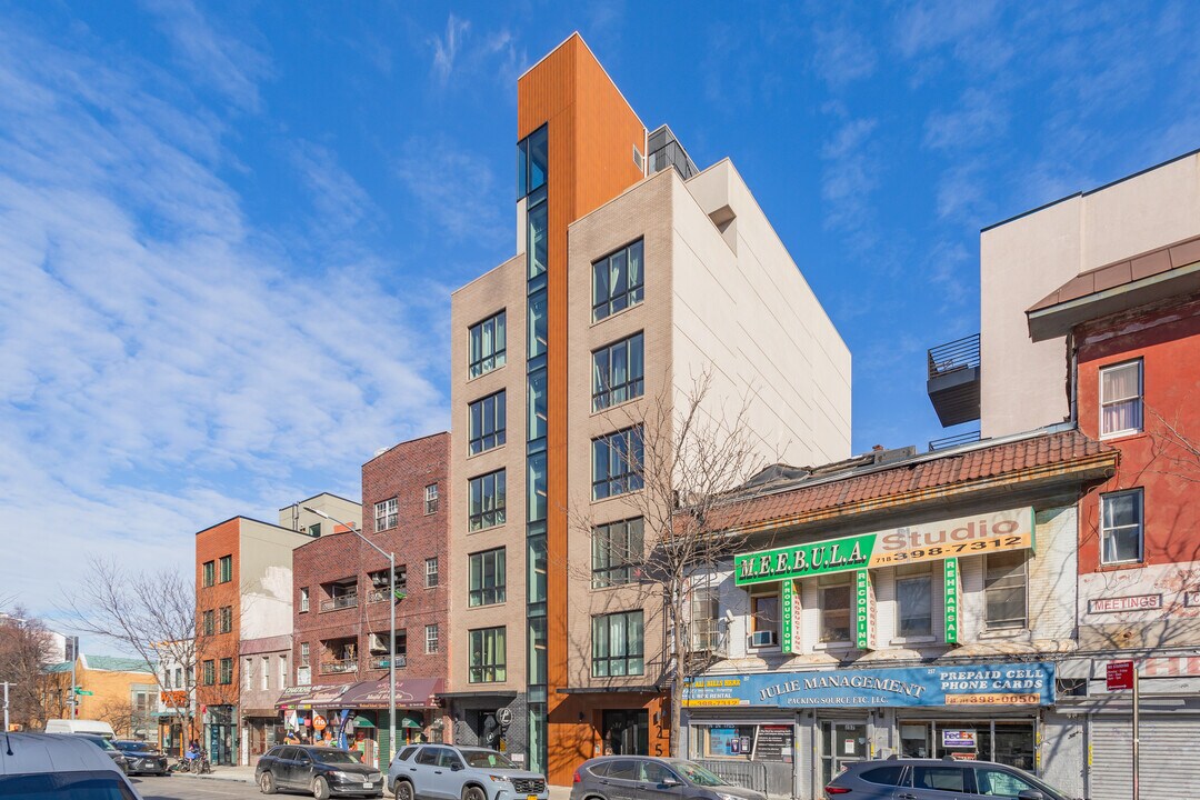 253-255 Nostrand Ave in Brooklyn, NY - Building Photo