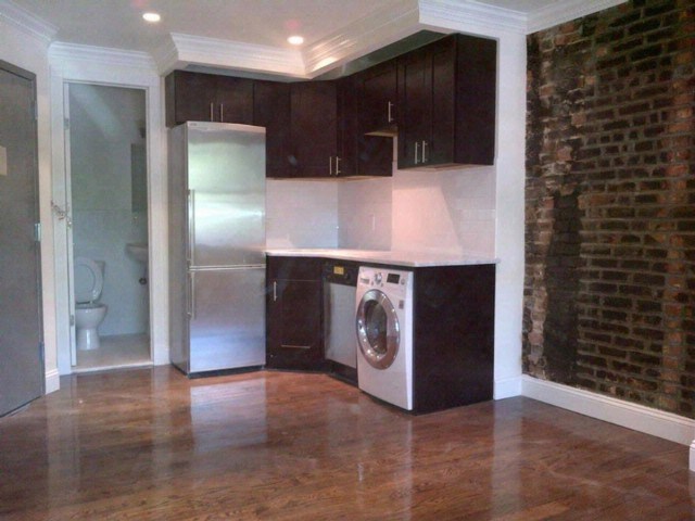 39 E 1st St-Unit -139 in New York, NY - Building Photo