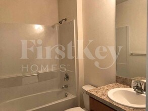 629 SW 25th Terrace in Cape Coral, FL - Foto de edificio - Building Photo