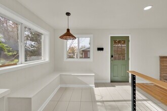 60 E 1700 S in Bountiful, UT - Foto de edificio - Building Photo