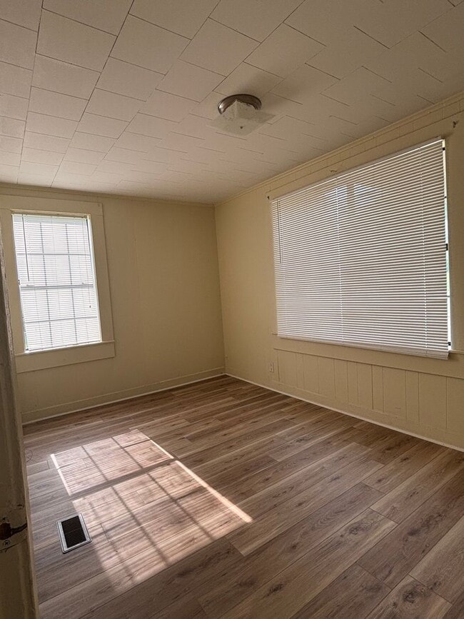 708 W Cross St in Benton, AR - Building Photo - Building Photo