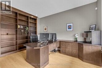 15 Marwood Ct in Ottawa, ON - Building Photo - Building Photo
