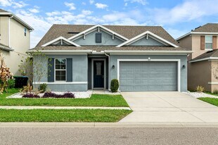 989 Maypole Dr in Apopka, FL - Building Photo