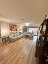 508 Central Park Ave in Scarsdale, NY - Building Photo - Building Photo