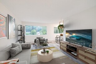 9750-9782 82 Ave NW in Edmonton, AB - Building Photo