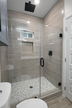 11407 N 24th Ln, Unit 2 in McAllen, TX - Building Photo - Building Photo