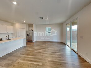 11089 Sanaco Ct in Las Vegas, NV - Foto de edificio - Building Photo