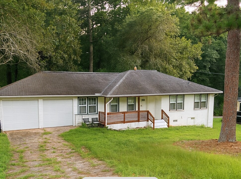 365 Kemolay Rd SW in Mableton, GA - Building Photo