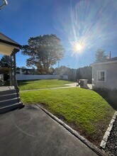 460 Burncoat St in Worcester, MA - Building Photo - Building Photo