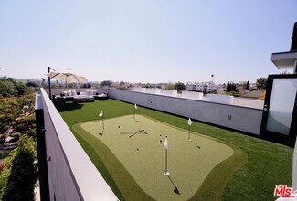 2030 Talmadge St in Los Angeles, CA - Building Photo - Building Photo