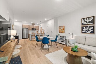 Motto Apartments in Marysville, WA - Foto de edificio - Building Photo
