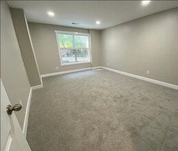 1920 Lena Carter Rd, Unit BM in Buford, GA - Foto de edificio - Building Photo