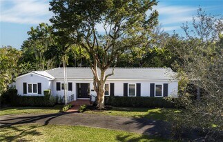 1350 Mendavia Ave in Coral Gables, FL - Building Photo