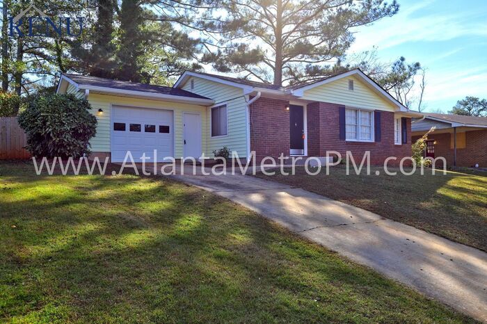 1685 Pheasant Dr Photo