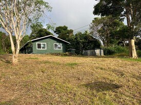 82-6136 D Rd in Captain Cook, HI - Building Photo
