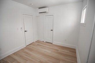 1388 W 83rd St, Unit 314 in Cleveland, OH - Building Photo - Building Photo