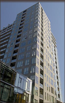 1221 SW 10th Ave, Unit Unit 713 in Portland, OR - Building Photo
