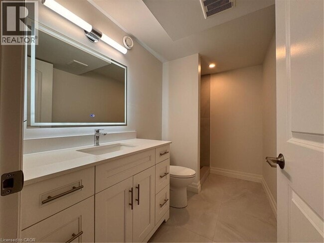 62 Gage Ave in Kitchener, ON - Building Photo - Building Photo