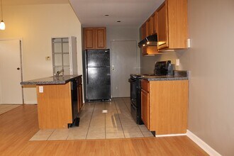 500 W North Ave in Pittsburgh, PA - Building Photo - Building Photo