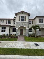 2643 SE 27th St in Homestead, FL - Building Photo