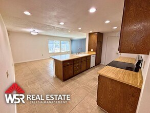 27212 Comwell St in Menifee, CA - Building Photo - Building Photo