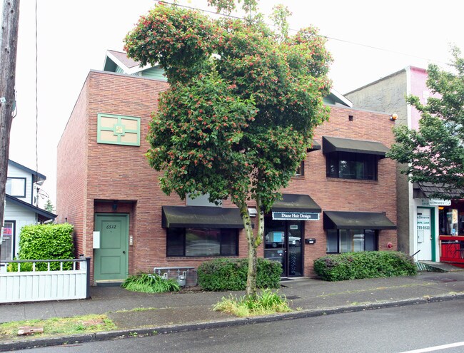 6512 Phinney Ave in Seattle, WA - Foto de edificio - Building Photo