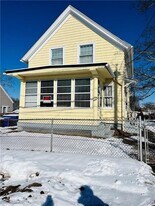 184 Vincent Ave in East Providence, RI - Building Photo