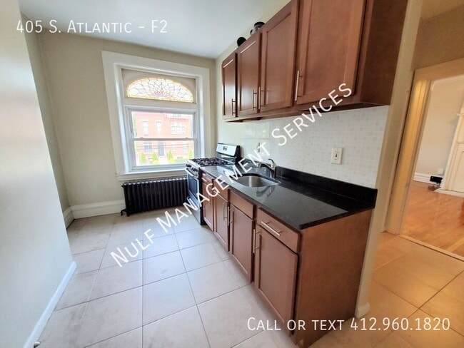 405 S Atlantic Ave in Pittsburgh, PA - Foto de edificio - Building Photo