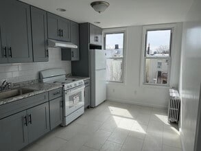 419 4th St in Union City, NJ - Building Photo - Building Photo