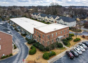 Reynoldstown Square in Atlanta, GA - Foto de edificio - Building Photo