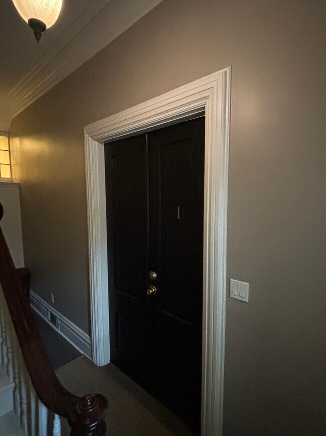 1211 Resaca Pl in Pittsburgh, PA - Building Photo - Building Photo
