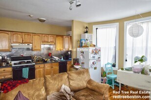 17 Highgate St in Boston, MA - Building Photo