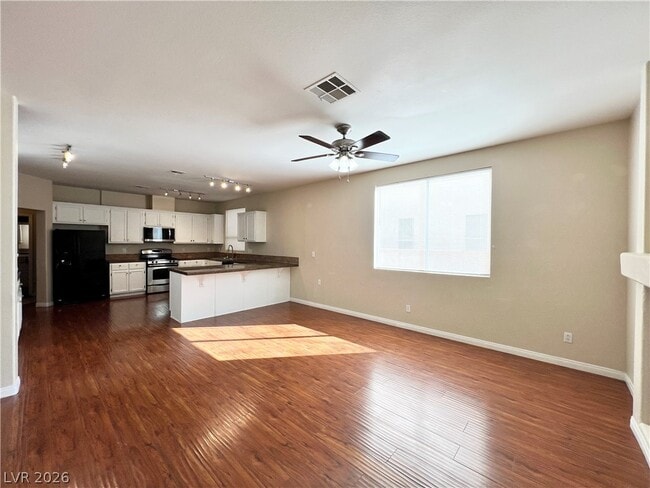 1737 Buttermilk Dr in Henderson, NV - Building Photo - Building Photo