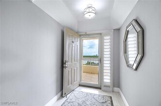 21 Bluebill Ave in Naples, FL - Building Photo - Building Photo